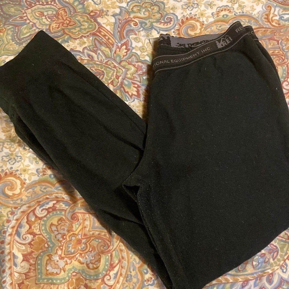 - REI fleece men’s tights Large